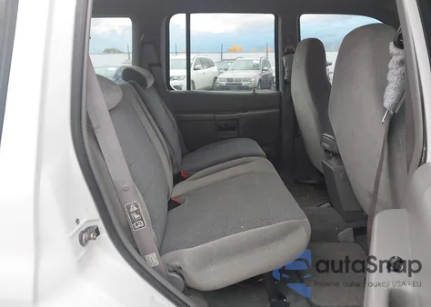 2000 Ford Explorer Xls from USA, damaged, VIN 1FMZU72E1YZC54199